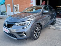 Gris / plata Usado 2024 Renault Arkana Equilibre SUV | 21.999 € (Buen precio)