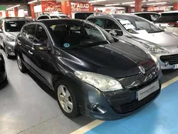 Azul Usado 2010 Renault Mégane III Dynamique Berlina | 6990 € (Precio justo)