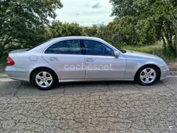 Gris / plata Usado 2003 Mercedes E320 Avantgarde Berlina | 5000 € (Buen precio)