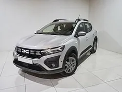 Gris Usado 2024 Dacia Sandero Expression Utilitario | 14.450 € (Buen precio)