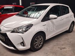 Blanco Usado 2019 Toyota Yaris Hybrid Active Berlina | 15.900 € (Precio justo)