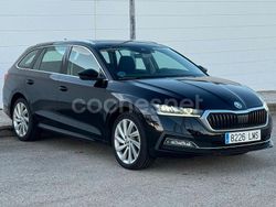 Negro Usado 2021 Skoda Octavia Style Familiar | 17.990 € (Precio justo)