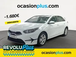Blanco Usado 2023 Kia Ceed Berlina | 18.490 € (Precio justo)