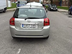 Gris / plata Usado 2005 Toyota Corolla Sol Berlina | 2800 € (Precio justo)