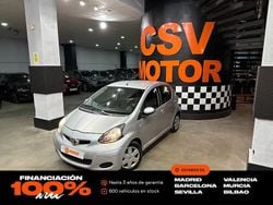 Gris Usado 2010 Toyota Aygo Connect Style Utilitario | 4950 € (Precio justo)