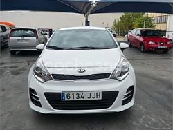 Blanco Usado 2015 Kia Rio Berlina | 8000 € (Precio justo)