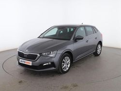 Gris Usado 2022 Skoda Scala Ambition Utilitario | 16.799 € (Precio justo)