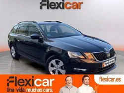 Negro Usado 2020 Skoda Octavia Ambition Familiar | 17.790 € (Super precio)