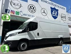 Blanco Usado 2023 Iveco Daily Van | 26.990 € (Caro)