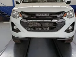 Blanco Nuevo 2025 Isuzu D-Max Recogida | 42.500 € (Un poco caro)