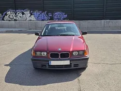Burdeos Usado 1993 BMW 320 Berlina | 4900 €