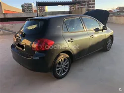 Gris / plata Usado 2009 Toyota Auris Luna Berlina | 3800 € (Super precio)