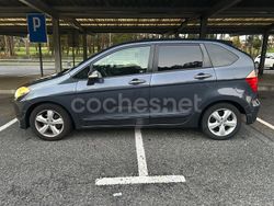 Gris / plata Usado 2008 Honda FR-V Executive Monovolumen | 7990 €