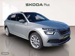Plateado Usado 2023 Skoda Kamiq Sport SUV | 20.990 € (Precio justo)