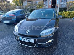 Negro Usado 2011 Renault Laguna III Dynamique Berlina | 3500 €
