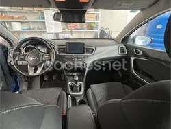 Azul Usado 2019 Kia Ceed Berlina | 14.000 € (Precio justo)