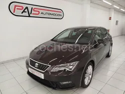 Violeta / lila Usado 2018 Seat Leon XCELLENCE Berlina | 16.490 € (Precio justo)