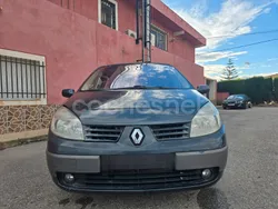 Gris / plata Usado 2006 Renault Scénic II Dynamique Monovolumen | 3500 € (Precio justo)