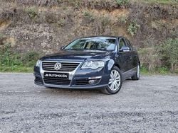 Azul Usado 2007 VW Passat Trendline Berlina | 5999 € (Precio justo)