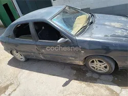 Negro Usado 2002 Citroën Xsara Exclusive Berlina | 650 € (Buen precio)