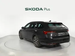Negro Usado 2025 Skoda Octavia SportLine Familiar | 35.600 € (Precio justo)