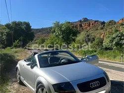 Gris / plata Usado 2000 Audi TT Roadster Descapotable | 13.990 €