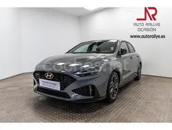 Gris / plata Usado 2024 Hyundai i30 N Line Berlina | 24.490 € (Caro)