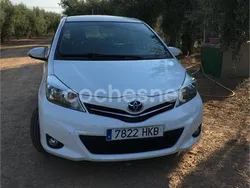 Blanco Usado 2012 Toyota Yaris City Berlina | 6800 € (Buen precio)