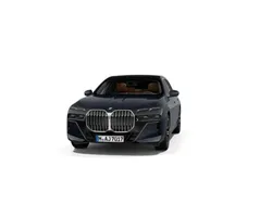 Gris Usado 2024 BMW 740 Berlina | 97.500 € (Buen precio)