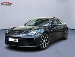 Gris / plata Usado 2024 Porsche Panamera 4 Executive Berlina | 109.990 €