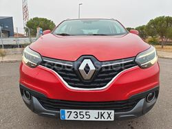 Rojo Usado 2015 Renault Kadjar Zen SUV | 11.900 € (Precio justo)