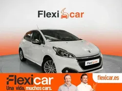 Blanco Usado 2016 Peugeot 208 Access Utilitario | 7990 € (Un poco caro)