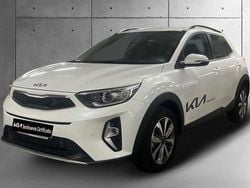 Usado 2024 Kia Stonic SUV | 20.600 € (Un poco caro)