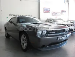 Gris / plata Usado 2023 Dodge Challenger Coupe | 27.990 € (Buen precio)