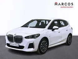 Blanco Usado 2023 BMW 225 Comfort Edition Monovolumen | 40.300 €