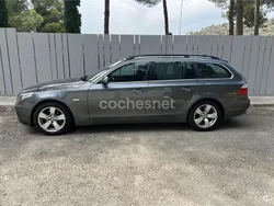 Gris / plata Usado 2006 BMW 530 Familiar | 6500 € (Precio justo)