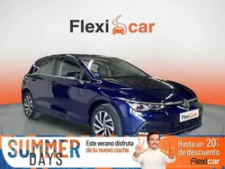 Azul Usado 2022 VW Golf VIII Berlina | 23.990 € (Buen precio)