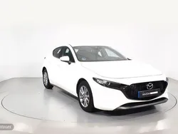 Blanco Usado 2024 Mazda 3 Prime-Line Berlina | 24.900 € (Un poco caro)