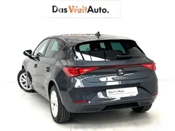 Gris Usado 2024 Seat Leon Style Berlina | 25.495 € (Precio justo)