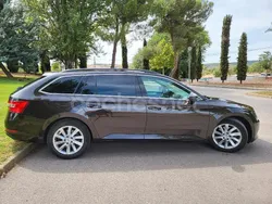 Marrón Usado 2019 Skoda Superb Style Familiar | 17.999 € (Precio justo)