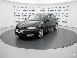 Negro Usado 2016 Skoda Rapid Style Berlina | 8900 € (Buen precio)