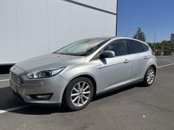 Plata metalizado Usado 2015 Ford Focus Sport Utilitario | 8999 € (Un poco caro)
