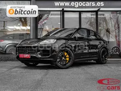 Negro Usado 2024 Porsche Cayenne Turbo E-Hybrid SUV | 229.999 €
