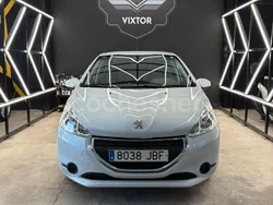 Blanco Usado 2015 Peugeot 208 Active Utilitario | 7800 € (Precio justo)