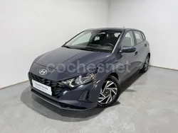 Gris / plata Usado 2024 Hyundai i20 Berlina | 18.900 € (Precio justo)