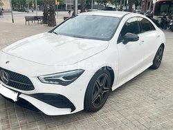 Blanco Usado 2024 Mercedes CLA220 Berlina | 41.900 € (Caro)