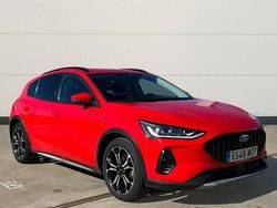 Rojo Usado 2022 Ford Focus Active Berlina | 18.700 € (Precio justo)