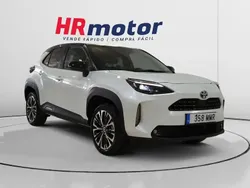Negro Usado 2024 Toyota Yaris Hybrid Style | 24.140 € (Precio justo)