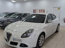 Blanco Usado 2012 Alfa Romeo Giulietta Distinctive Utilitario | 5990 € (Precio justo)