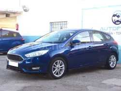 Azul Usado 2017 Ford Focus Trend Berlina | 11.490 € (Buen precio)